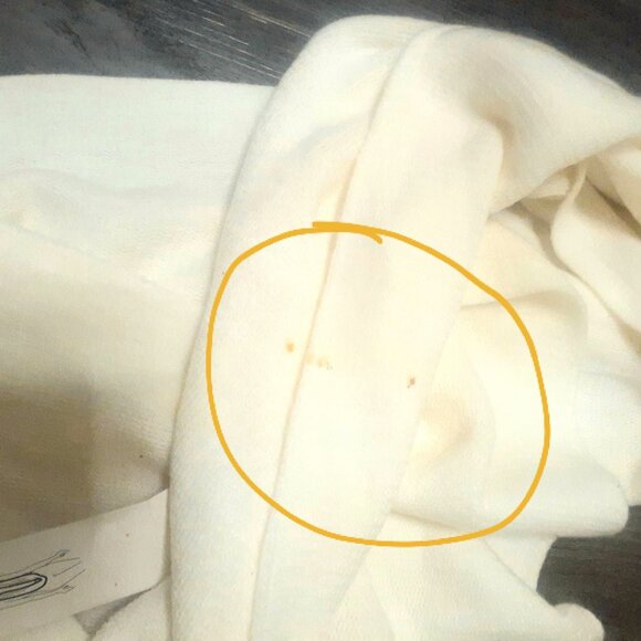 Calvin Klien Ivory Infinity scarf- NWT - Picture 4 of 8